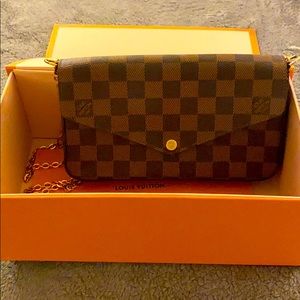 Louis Vuitton Pochette Félicie